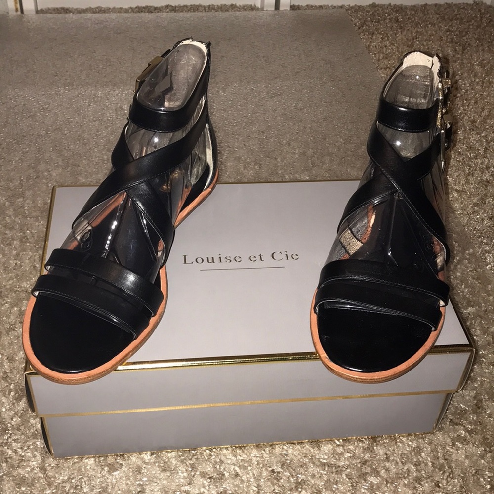 Louise et Cie Carlina black leather sandals. Sz 8